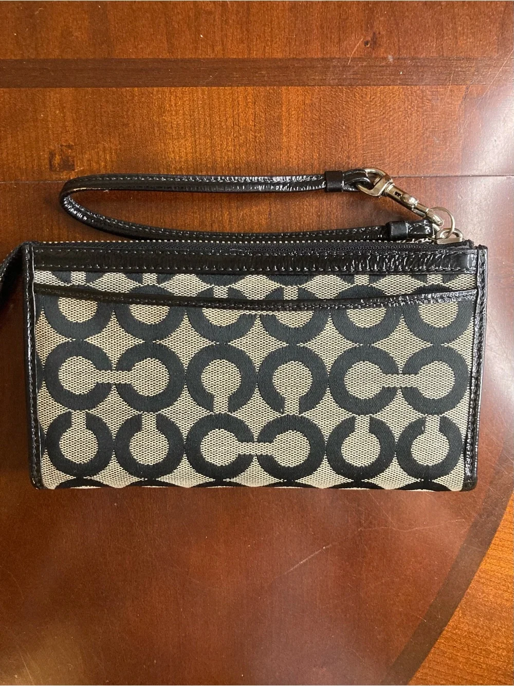 Coach Vintage Poppy Signature Optic “C” Jacquard Wristlet Wallet Canvas Leather